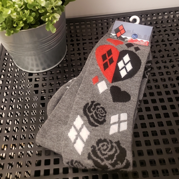 💫BRAND NEW Harley Quinn socks💫